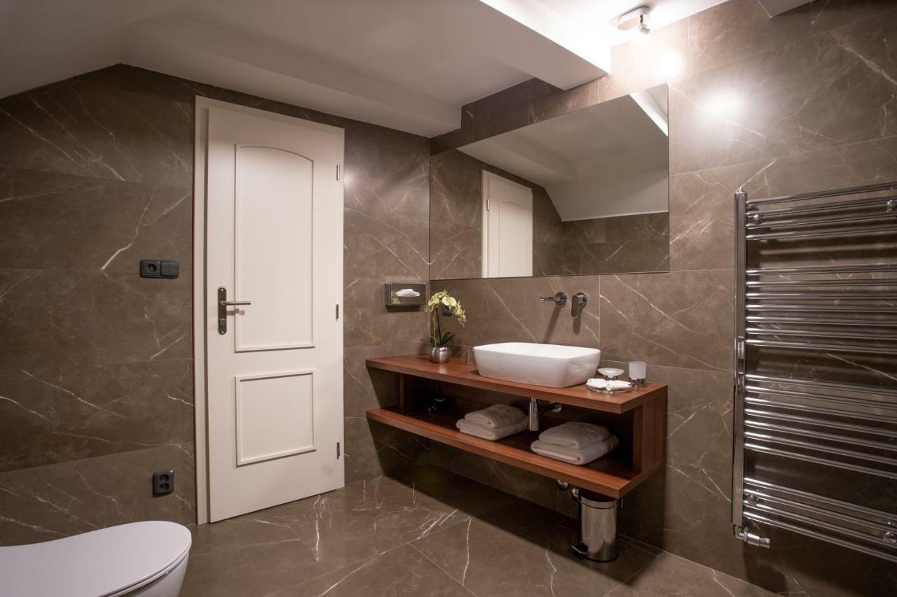 Hotel Anna Бероун Екстер'єр фото