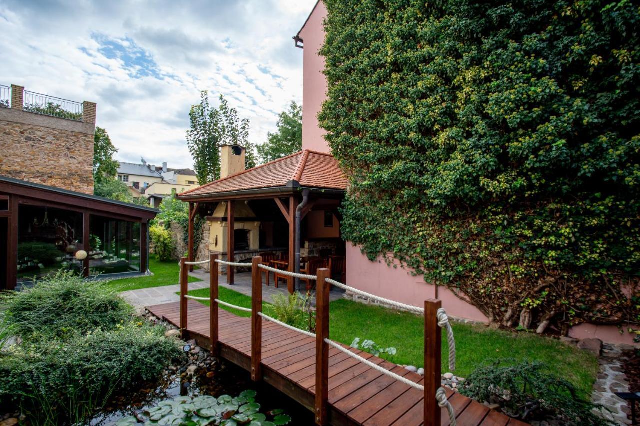 Hotel Anna Бероун Екстер'єр фото